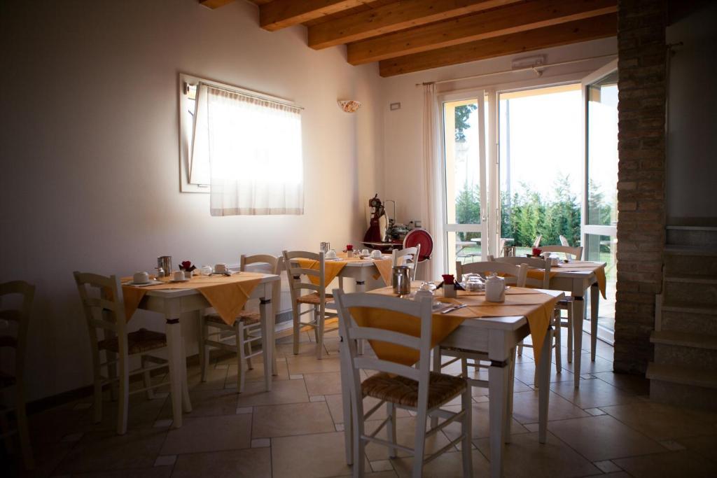 Ladino Room & Breakfast Ferrara Bagian luar foto