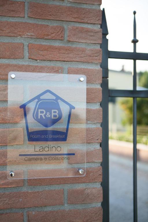 Ladino Room & Breakfast Ferrara Bagian luar foto