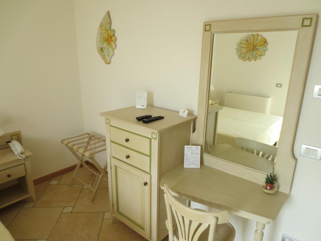 Ladino Room & Breakfast Ferrara Ruang foto