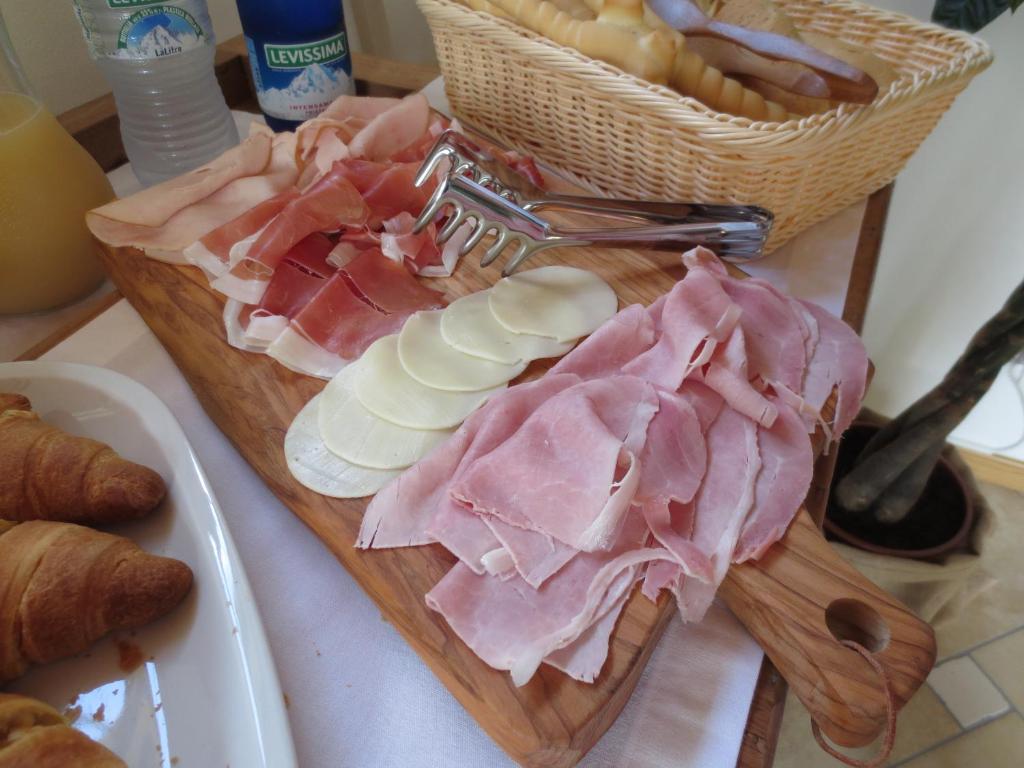 Ladino Room & Breakfast Ferrara Bagian luar foto